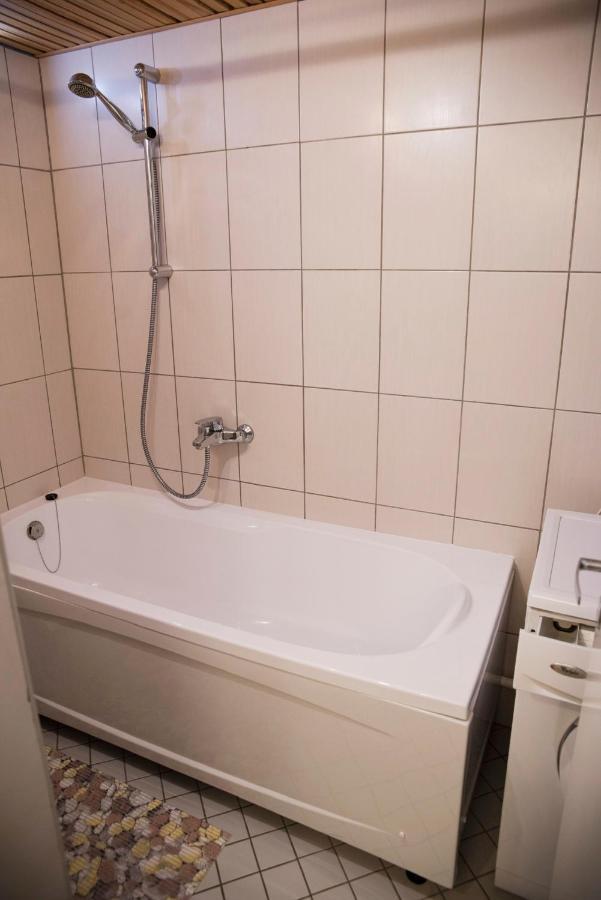 Papiniidu Studio Apartments Pärnu Extérieur photo